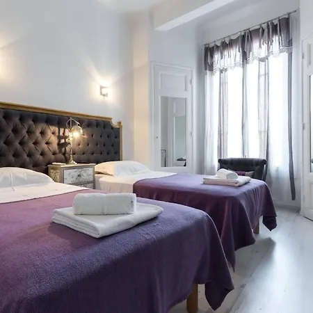 Modern 2-bed Pedestrian Rue Hoche With Ac & Balcony Apartment Cannes