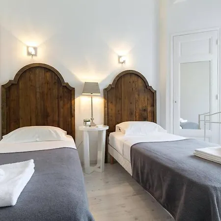 Modern 2-bed Pedestrian Rue Hoche With Ac & Balcony Apartment Cannes