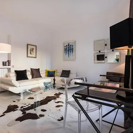 Modern 2-bed Pedestrian Rue Hoche With Ac & Balcony Apartment Cannes